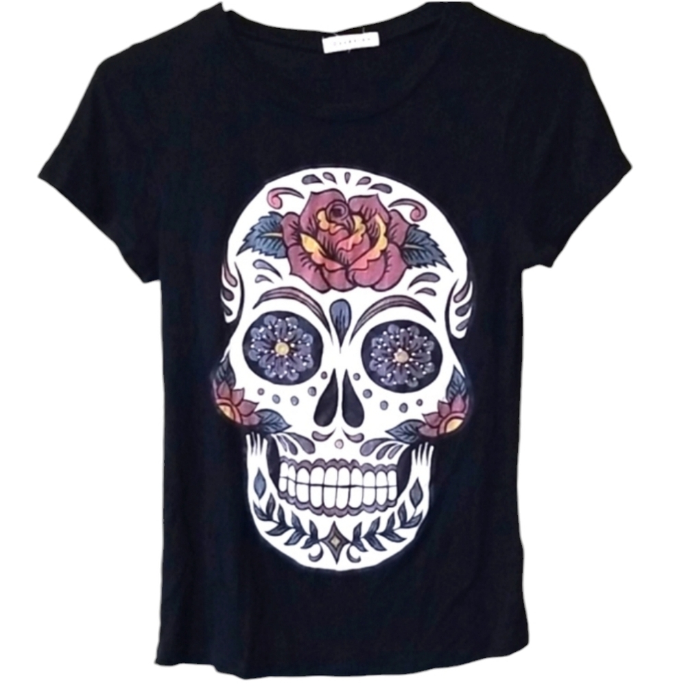 Occasion | Black short sleeve crewneck Sugar Skull Graphic soft t-shirt XS